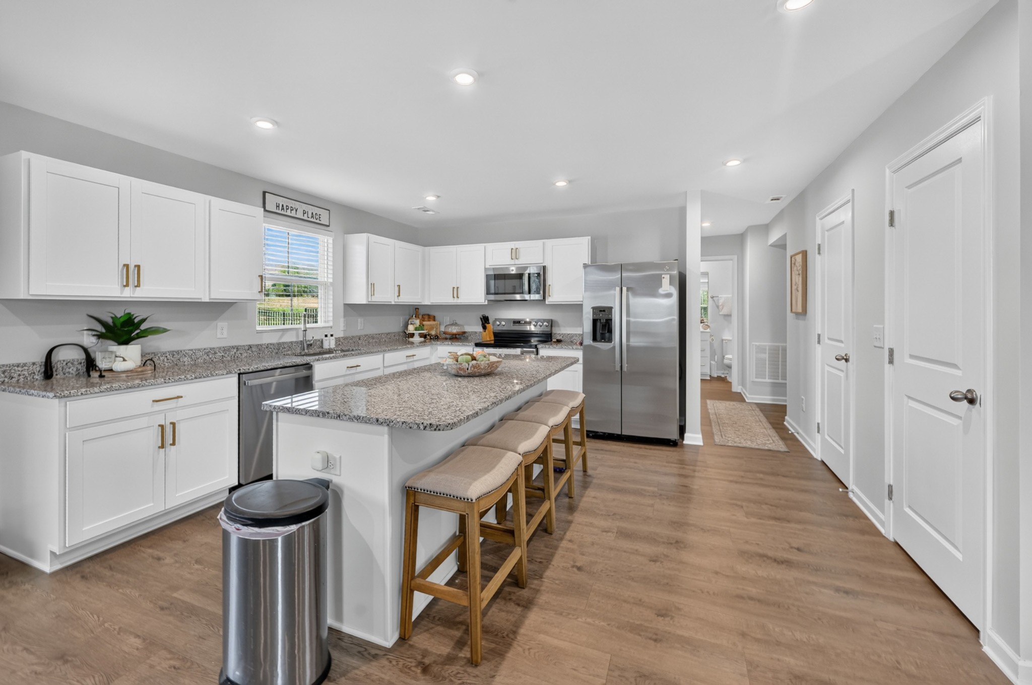 101 Walden Way Property Photo 14