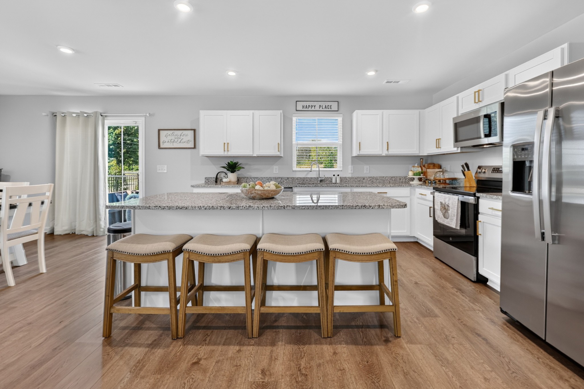 101 Walden Way Property Photo 16