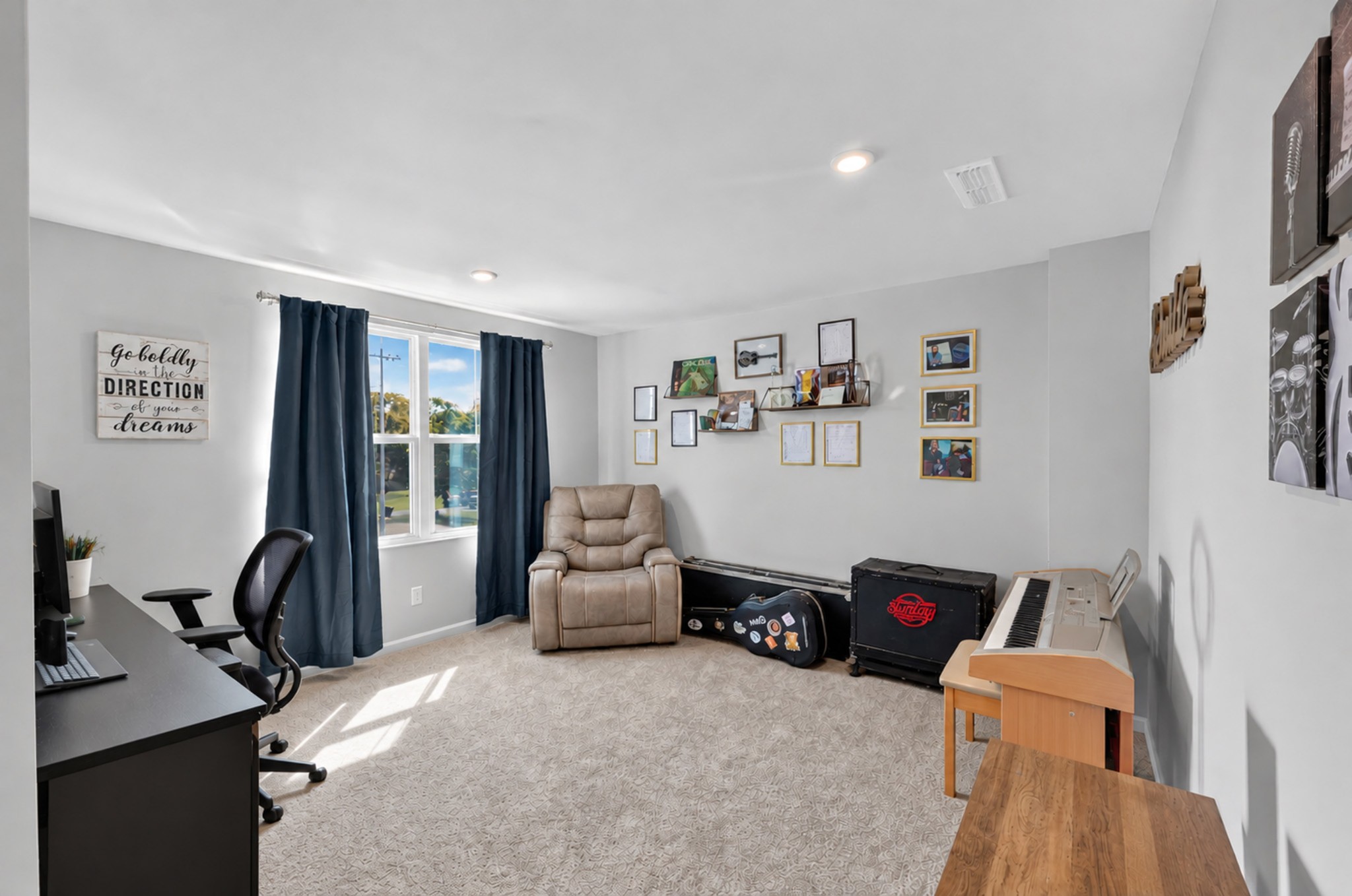 101 Walden Way Property Photo 24