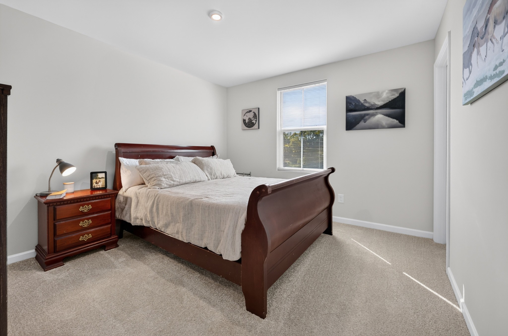101 Walden Way Property Photo 33