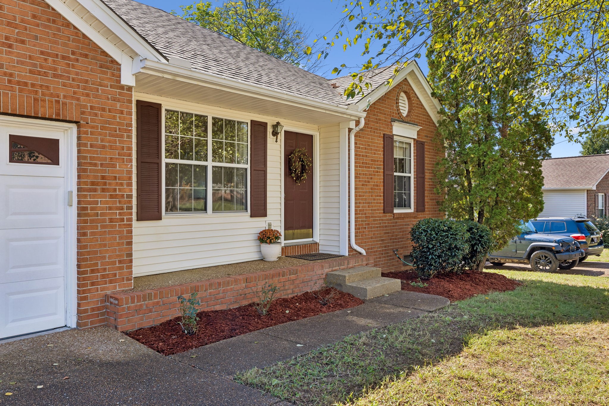 1463 Brighton Cir