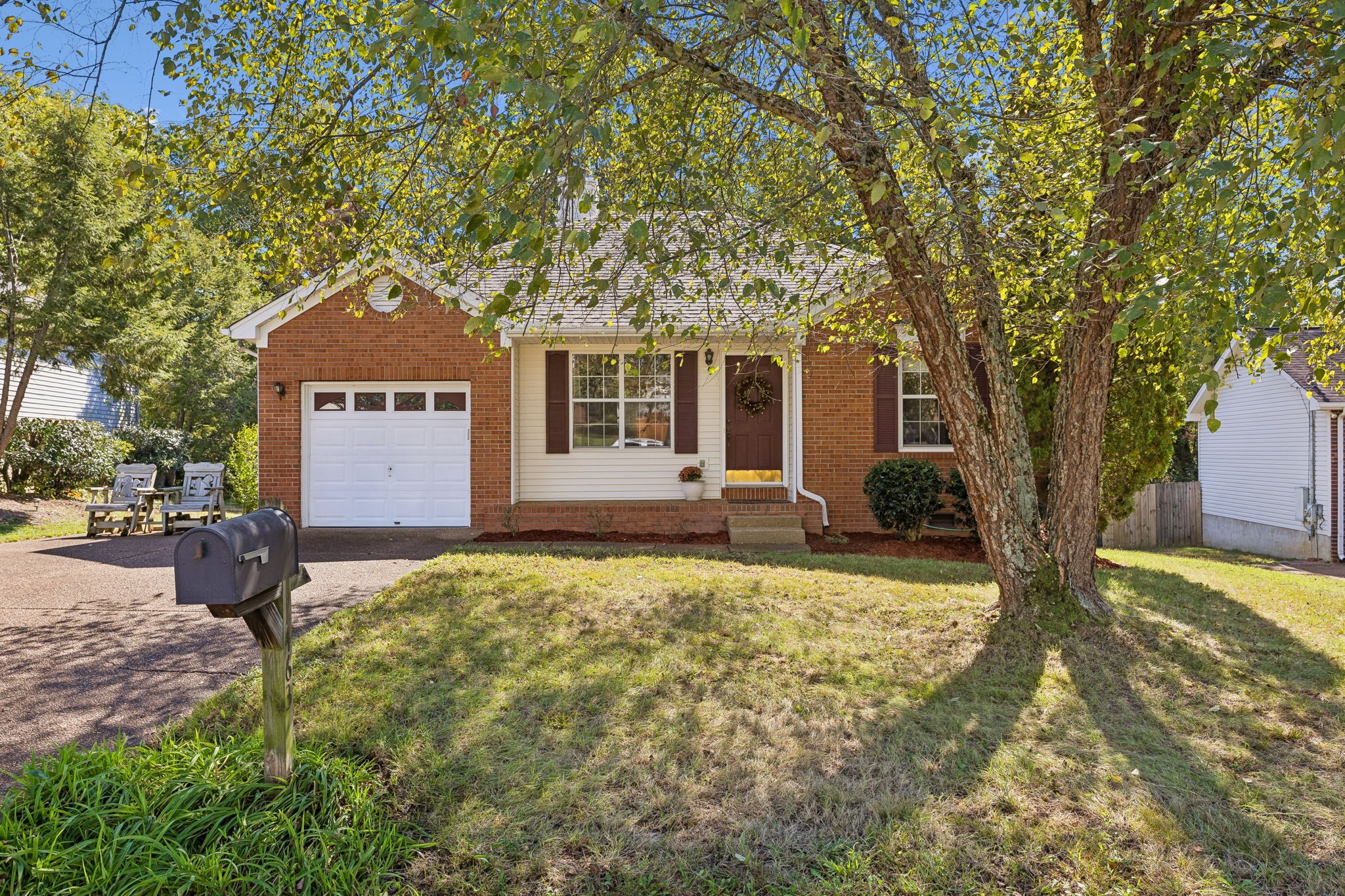 1463 Brighton Cir Property Photo 4