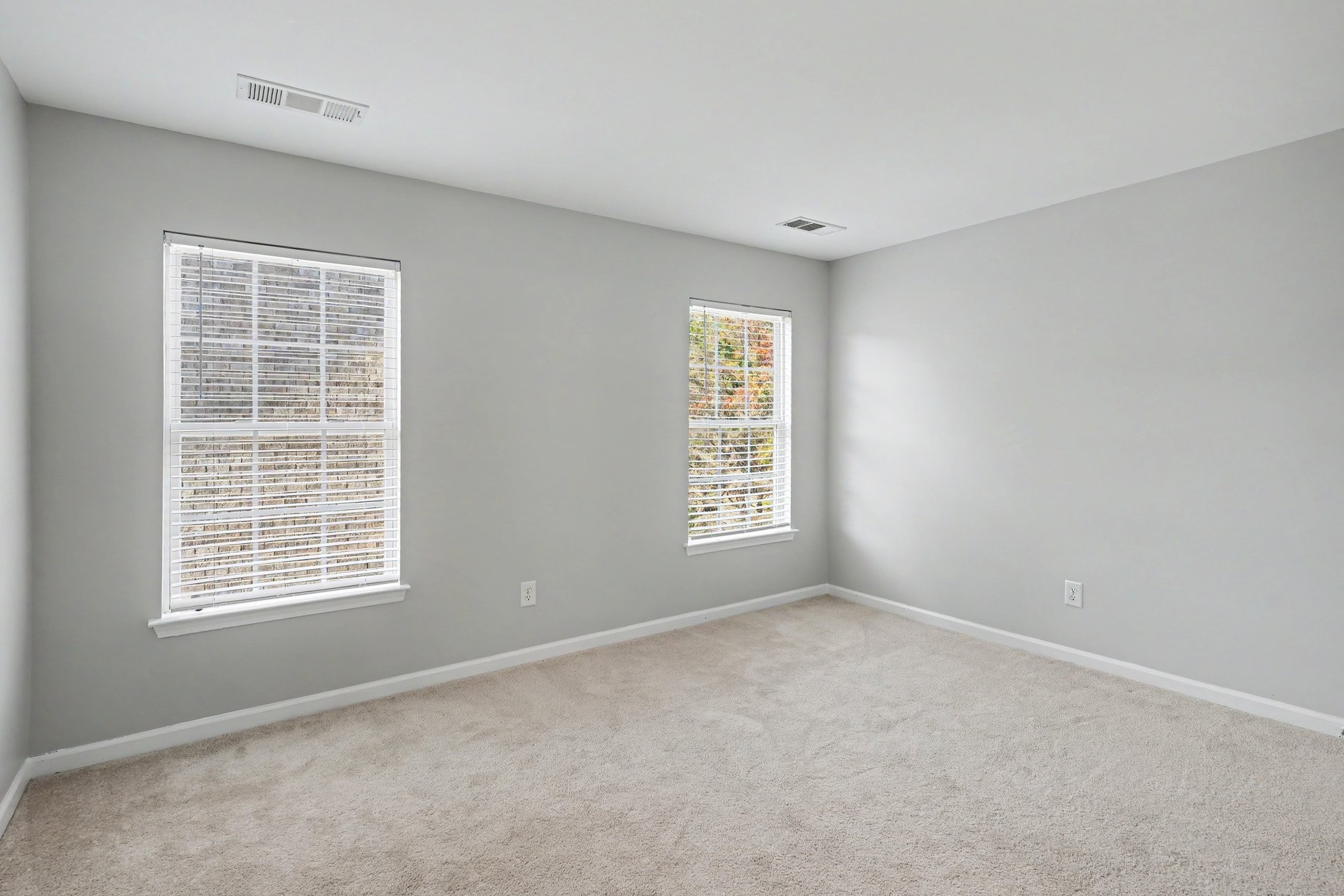 9710 Northfork Dr Property Photo 15