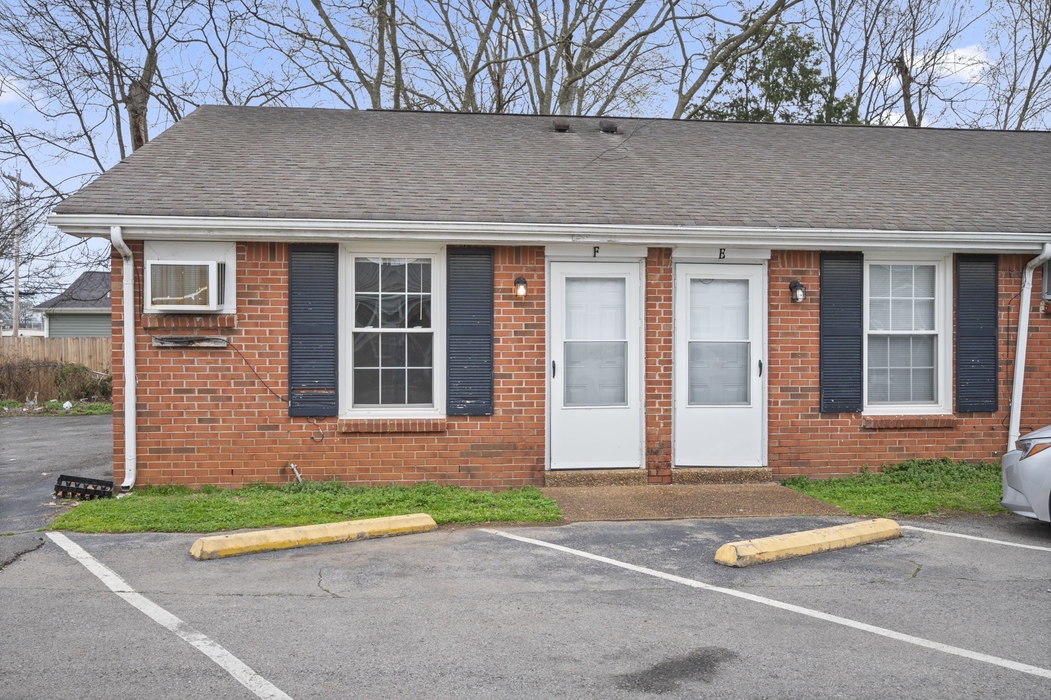 703 Power St Property Photo 1
