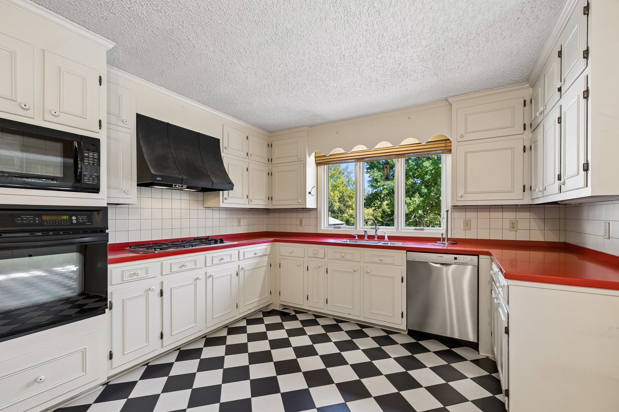 4172 Betty Ford Rd Property Photo 19