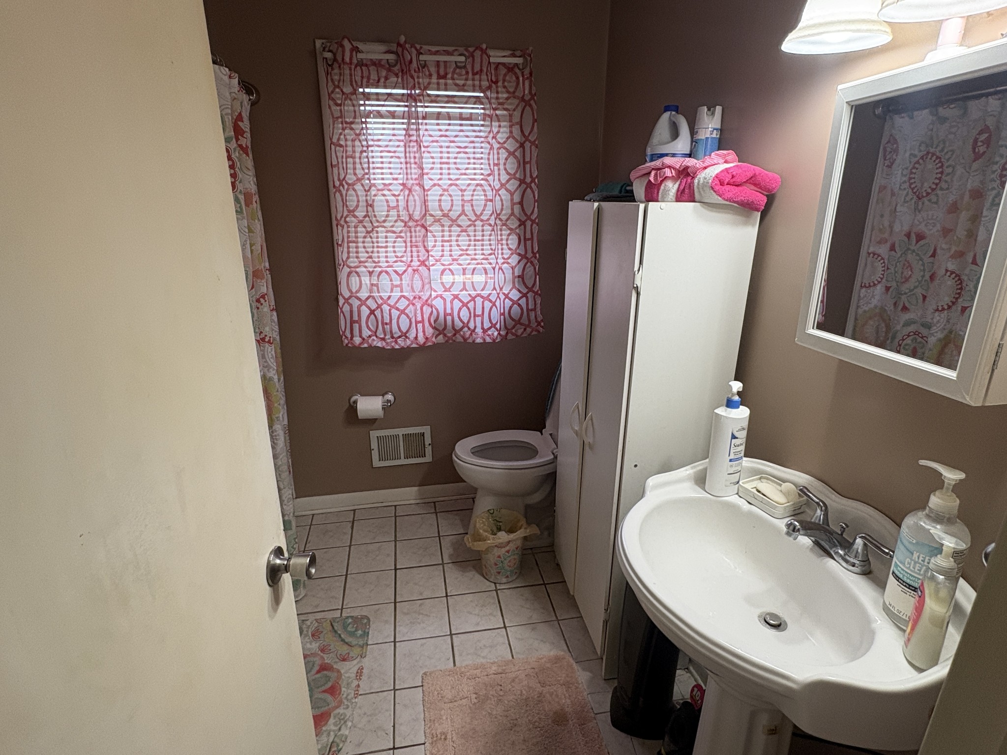 2410 Obrien Dr Property Photo 5