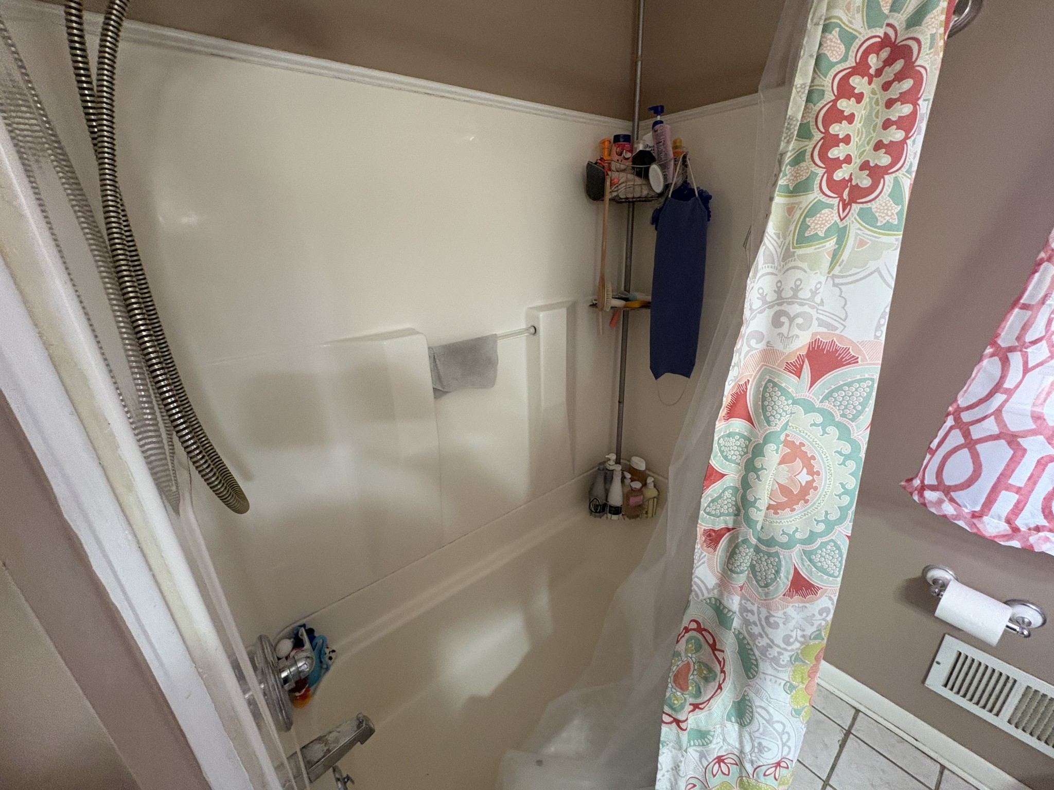 2410 Obrien Dr Property Photo 6
