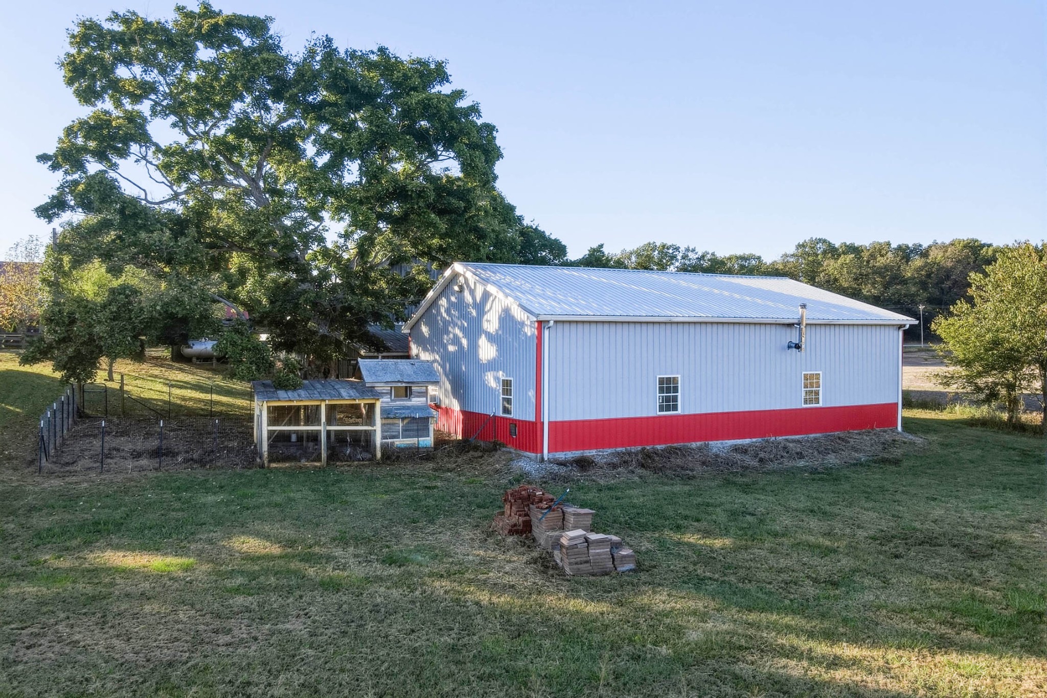 1590 Temperance Rd Property Photo 28