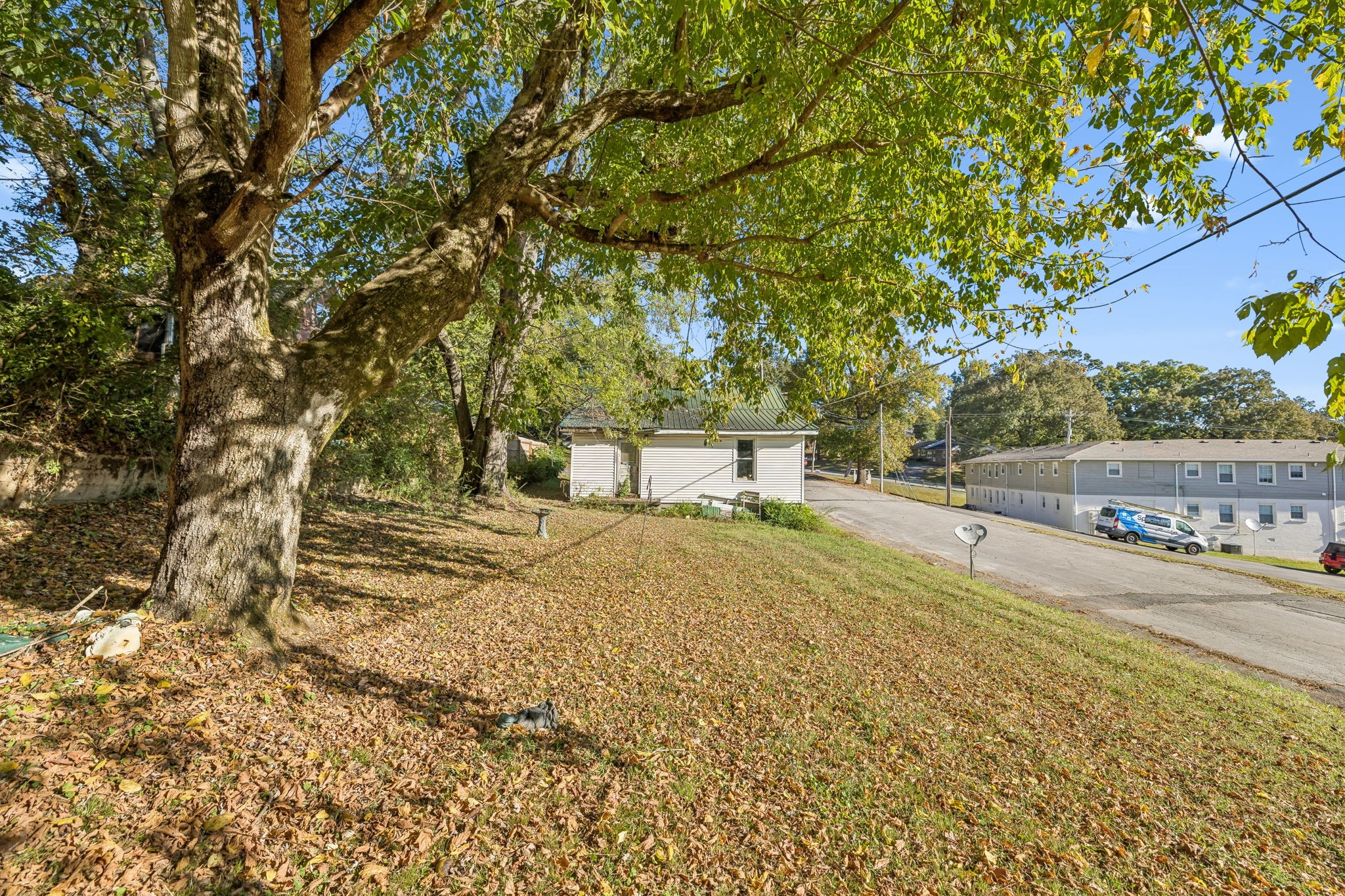 431 Parkes St Property Photo 6