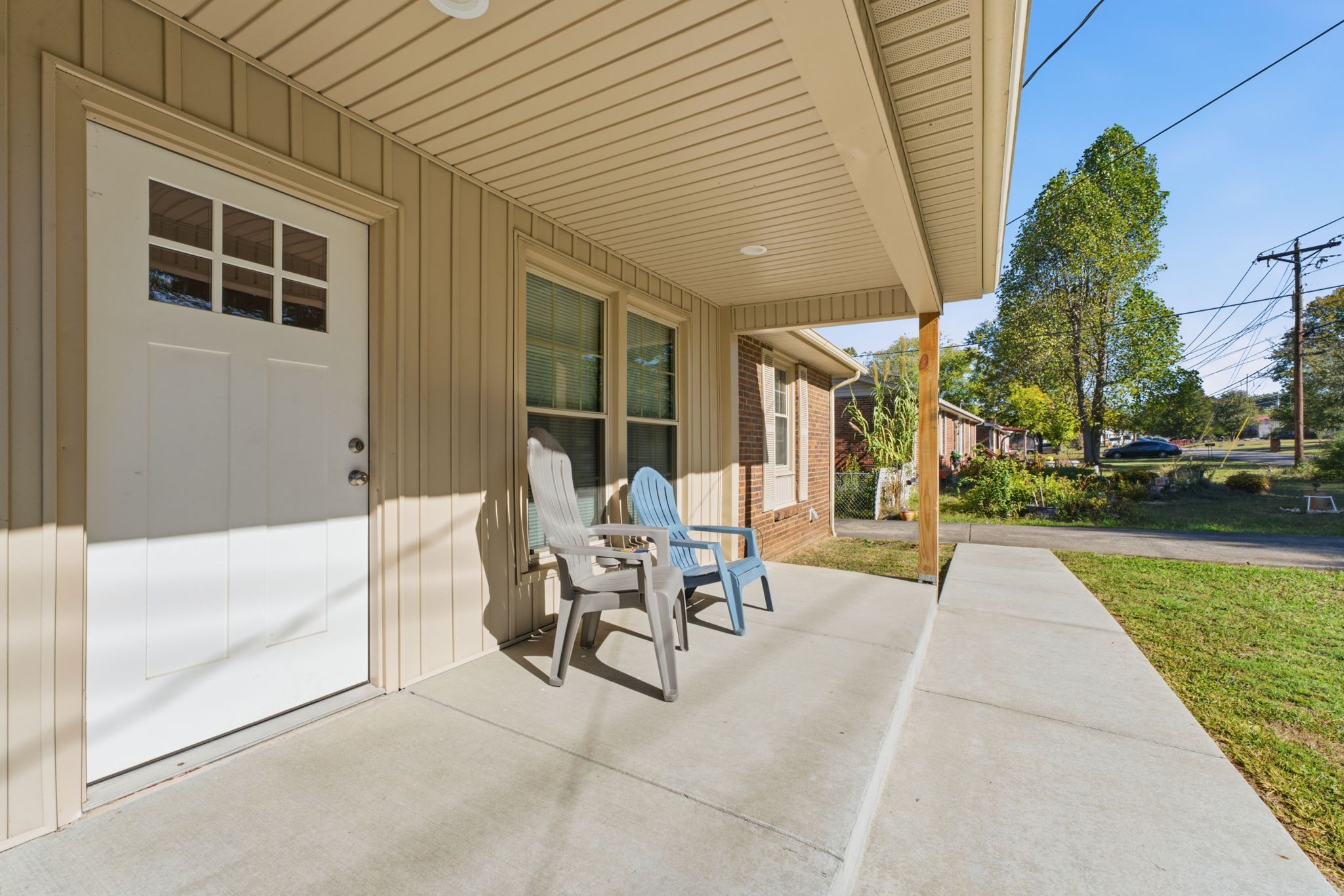 609 Shoma Dr Property Photo 3