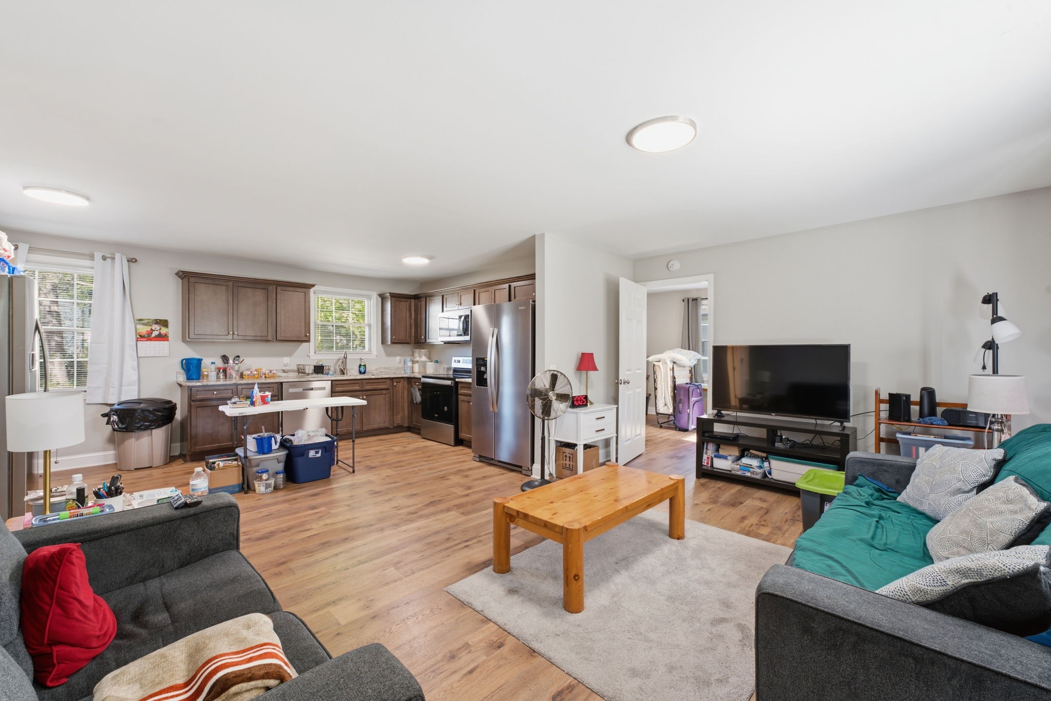 609 Shoma Dr Property Photo 4