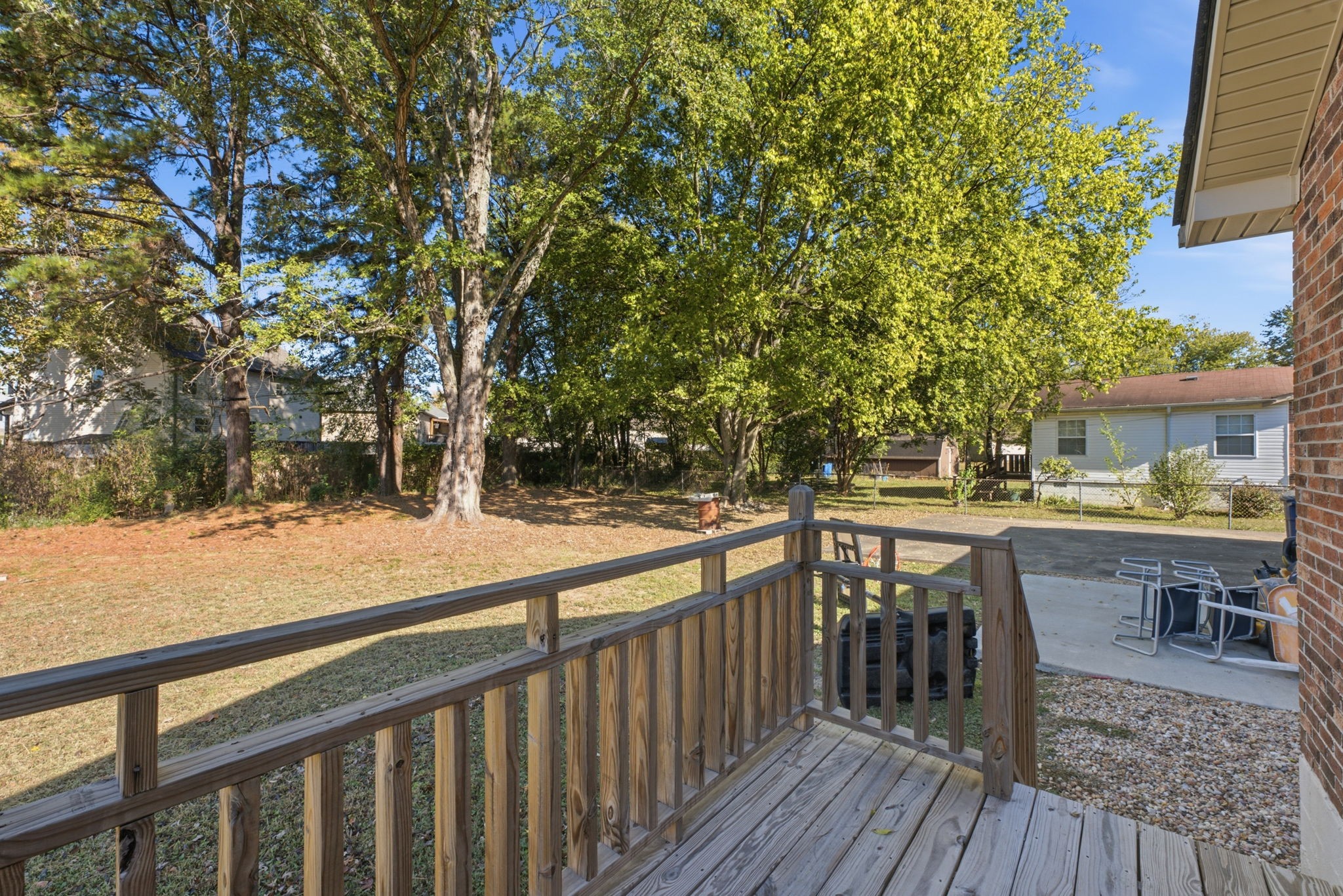 609 Shoma Dr Property Photo 26
