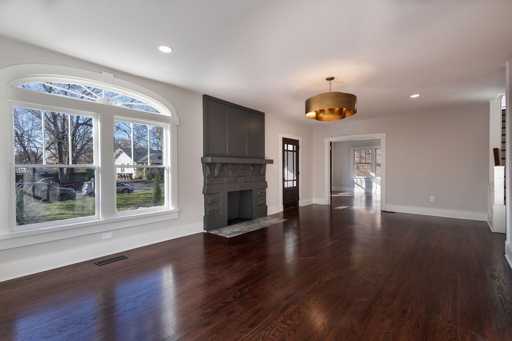 2025 Benjamin St Property Photo 2