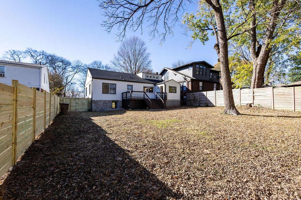 2025 Benjamin St Property Photo 23