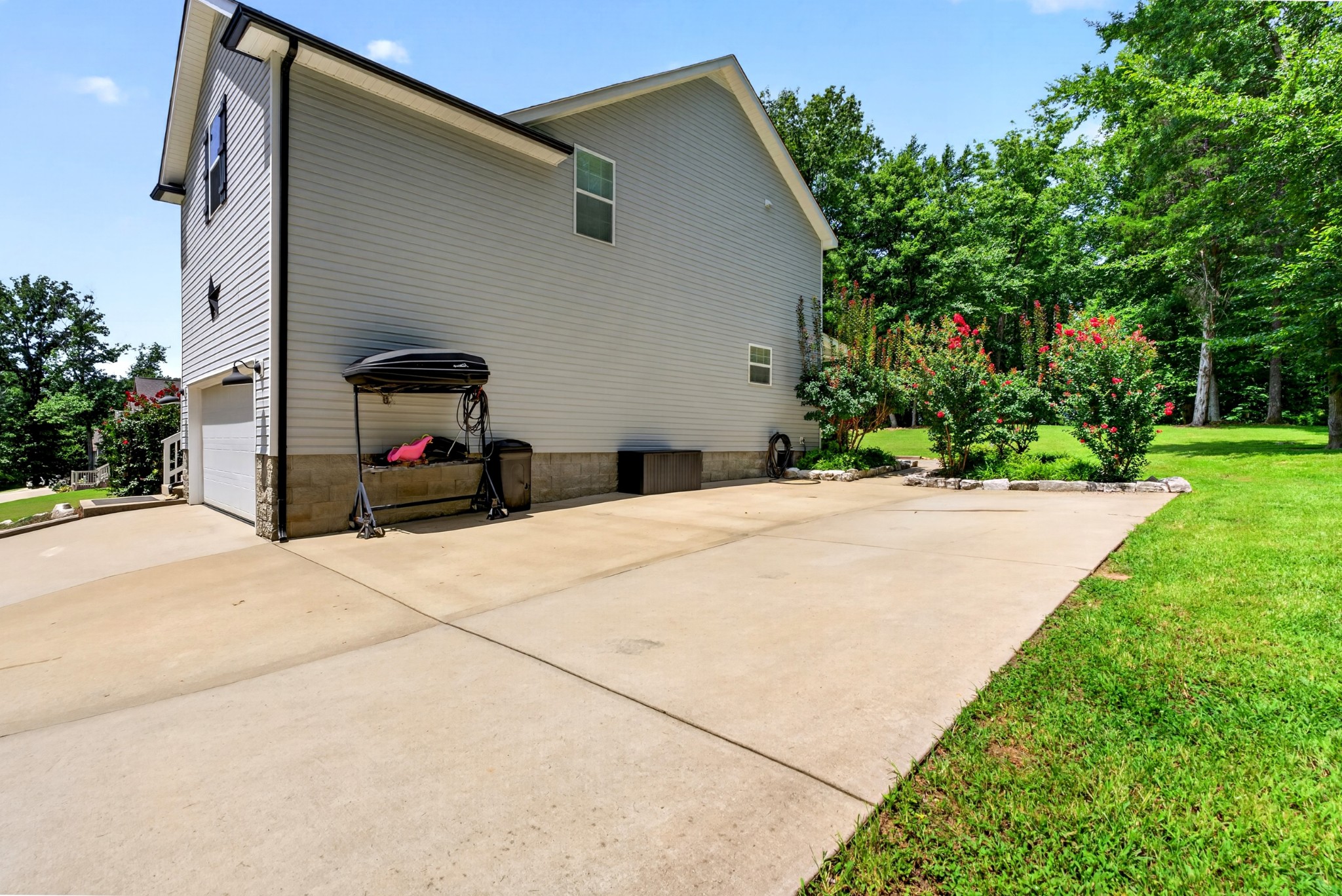 2665 Mockingbird Hill Rd Property Photo 5