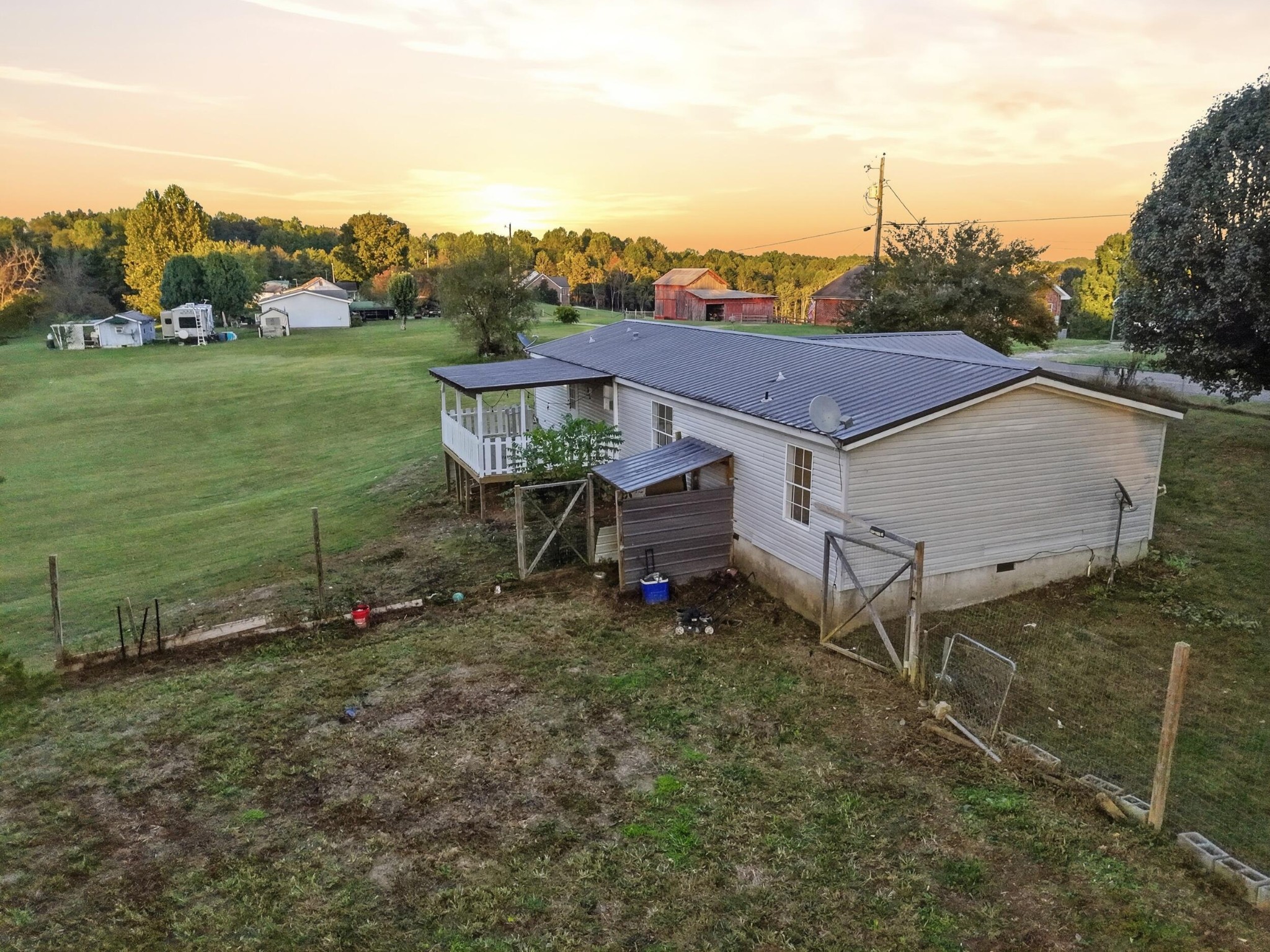 351 County Road 260 Property Photo 30