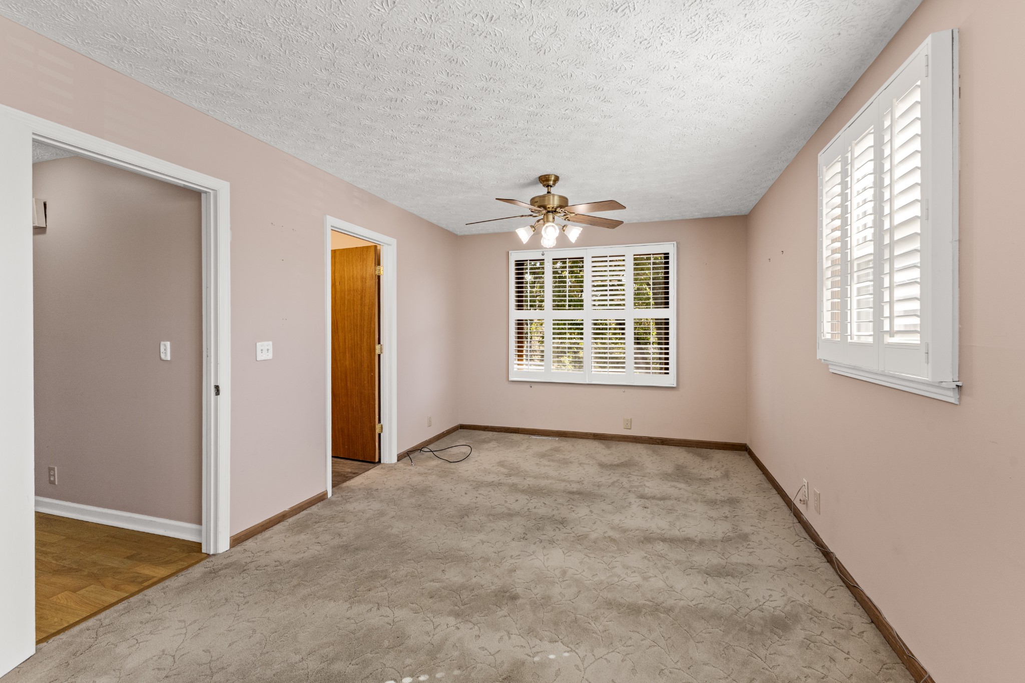 491 Lake Forest Dr Property Photo 26