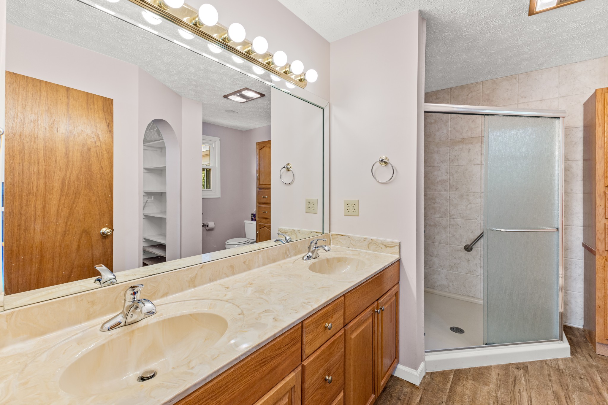 491 Lake Forest Dr Property Photo 27