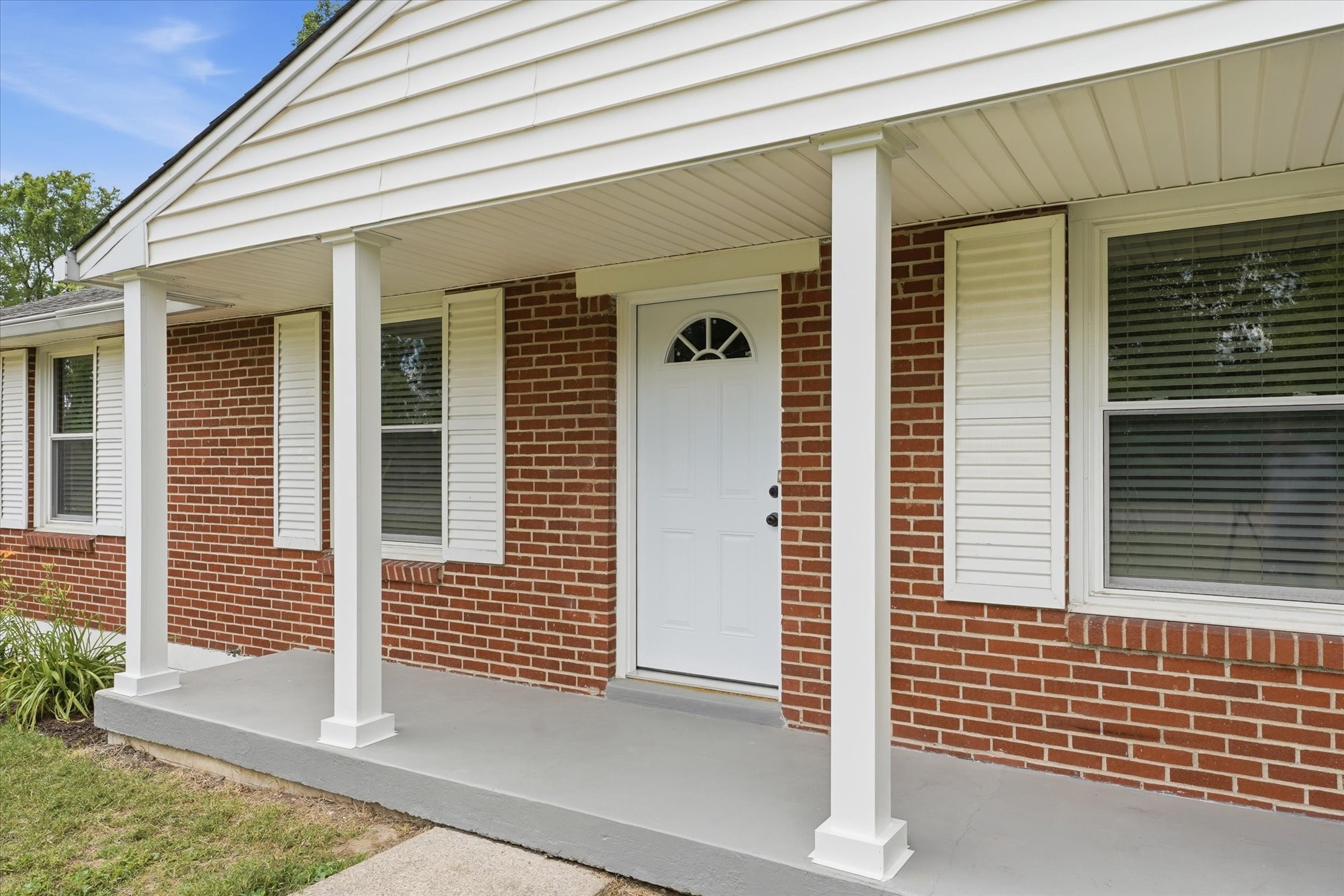 4703 Langston Dr Property Photo 3