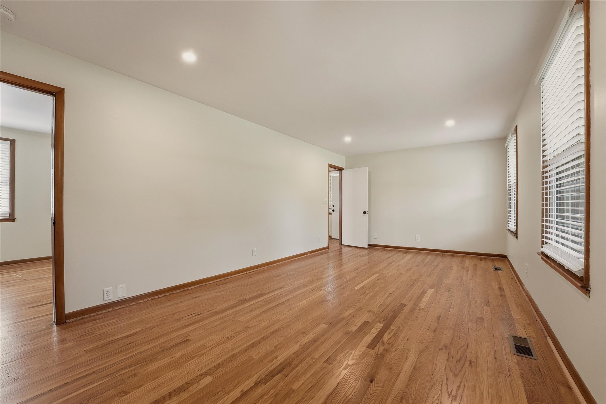 4703 Langston Dr Property Photo 5