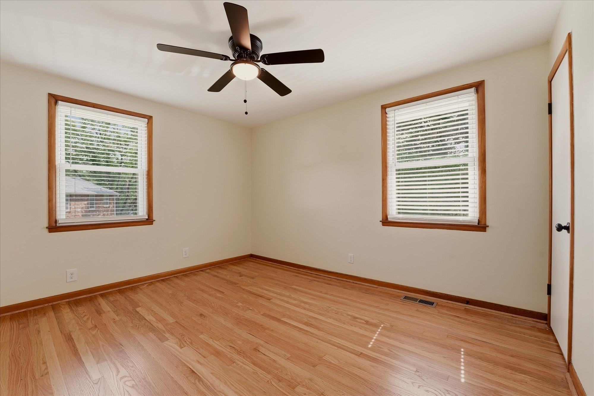 4703 Langston Dr Property Photo 11