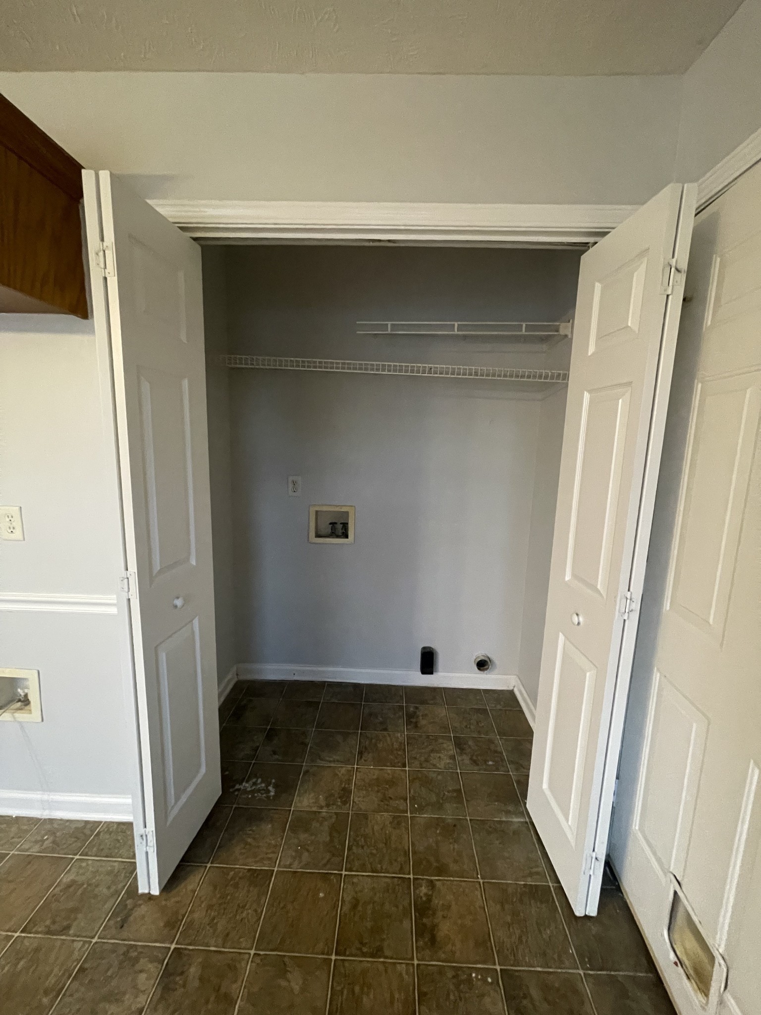 7017 Westfork Dr Property Photo 4