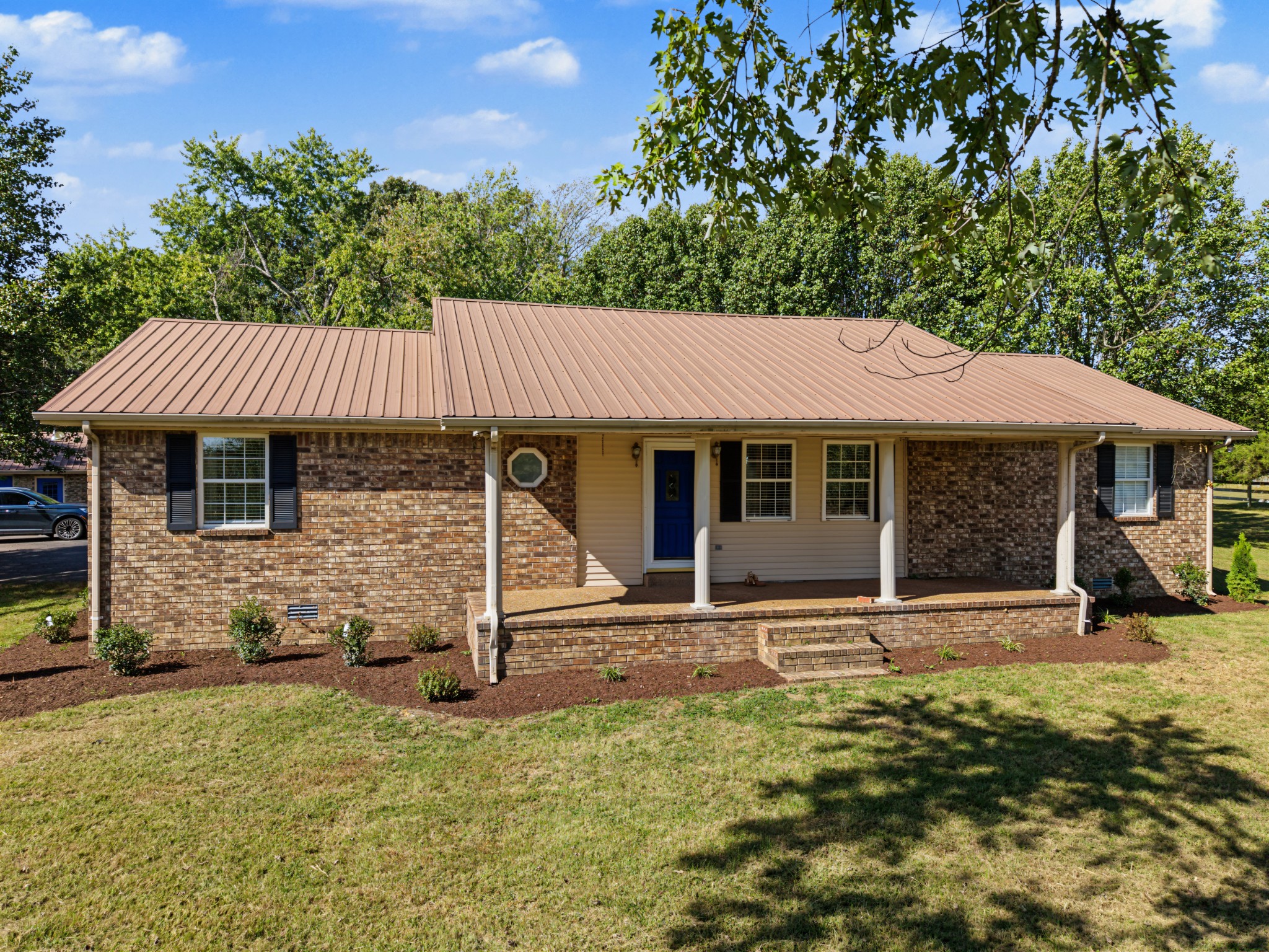 131 Parker Rd Property Photo 4
