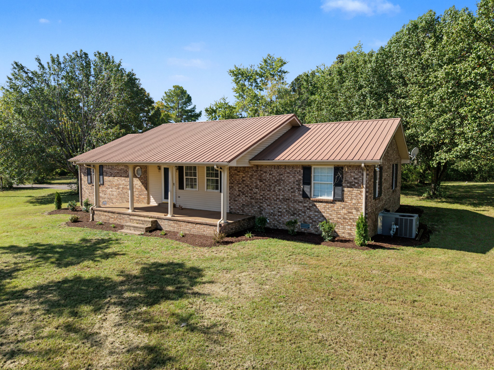 131 Parker Rd Property Photo 5