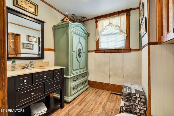 900 Georgia Ave Property Photo 20