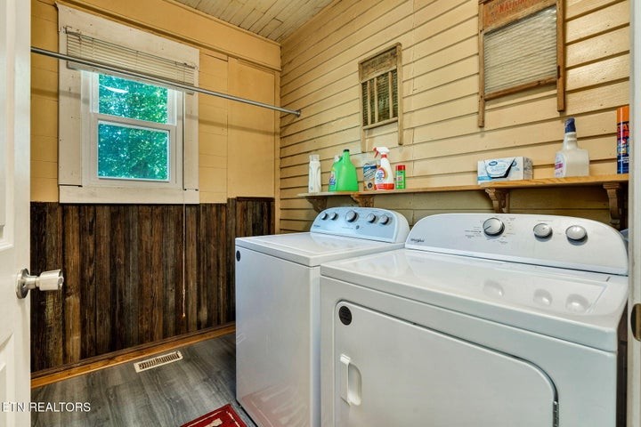 900 Georgia Ave Property Photo 25