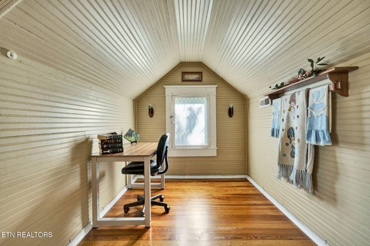 900 Georgia Ave Property Photo 28