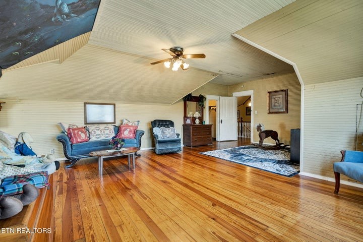 900 Georgia Ave Property Photo 37