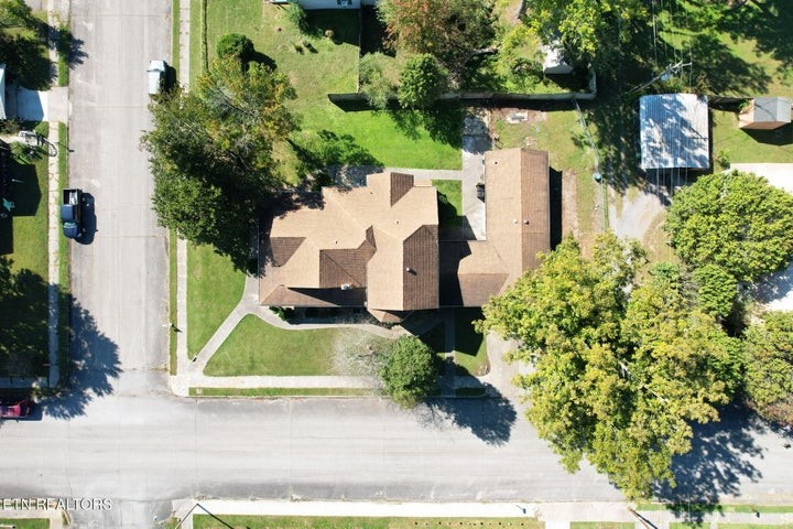 900 Georgia Ave Property Photo 39