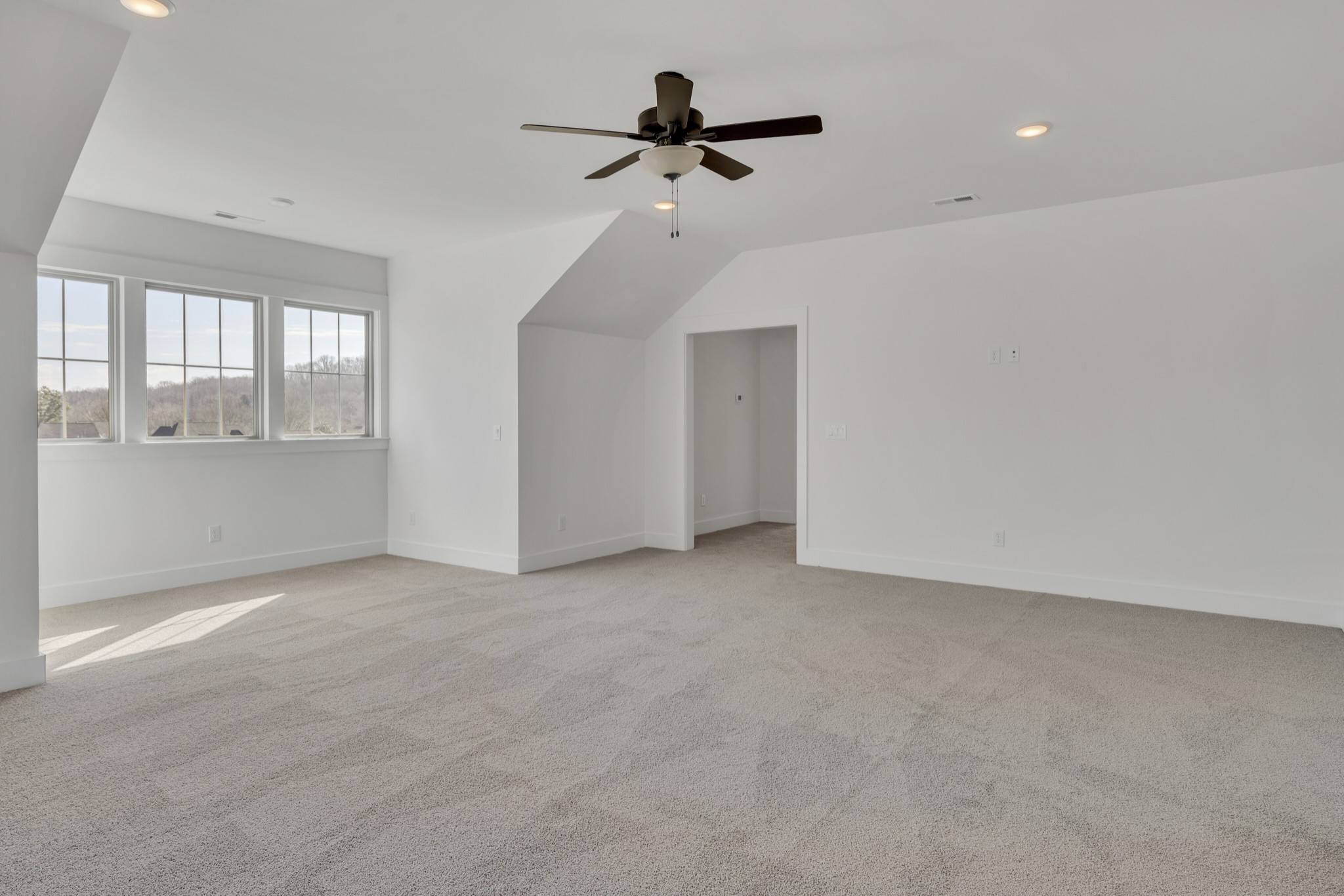 3066 Delmar Drive Property Photo 17