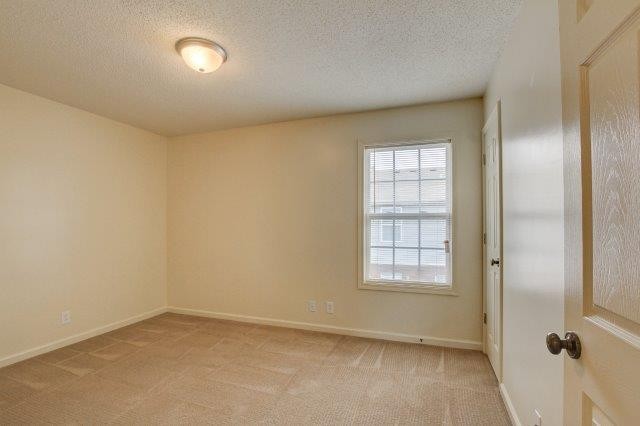 299 Raleigh Drive Property Photo 15