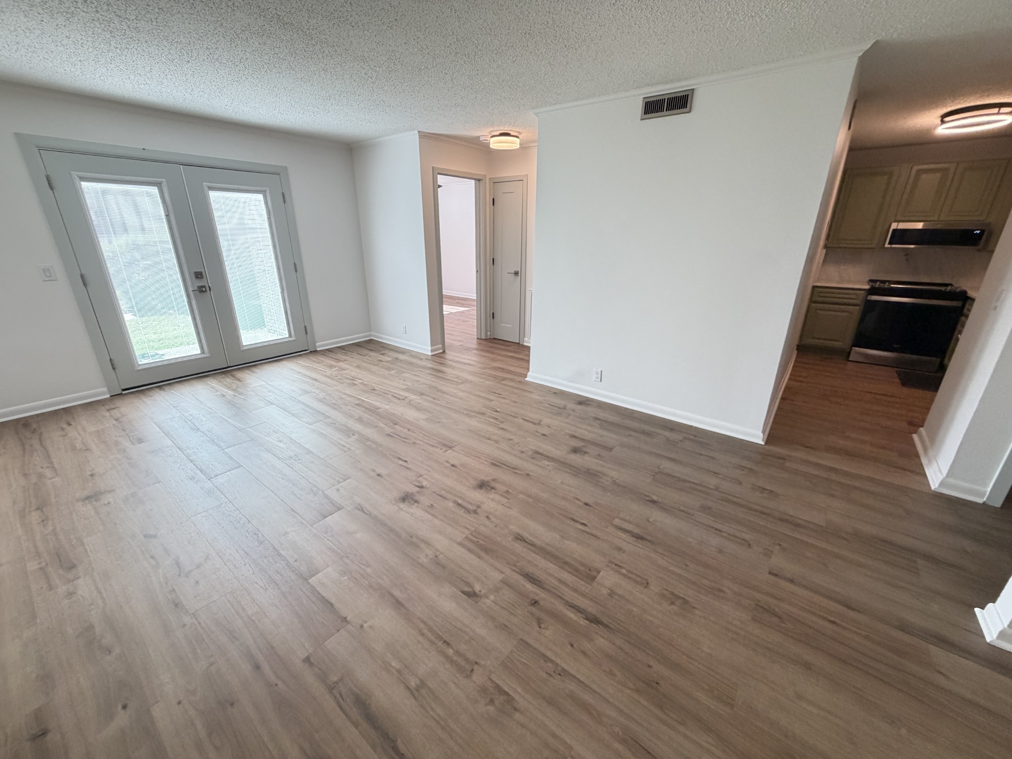 6680 Charlotte Pike Property Photo 9