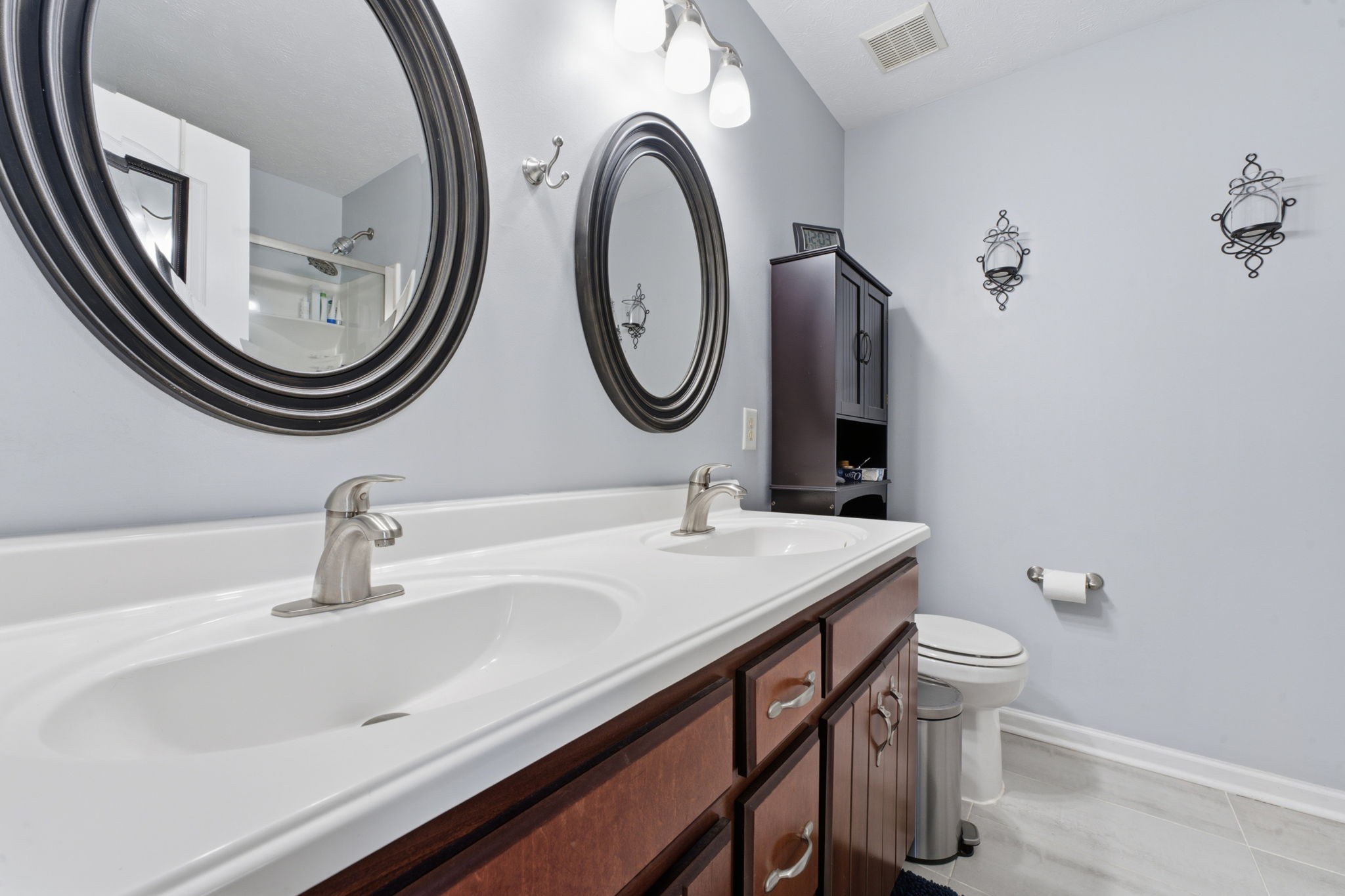 736 Clear Cir Property Photo 16