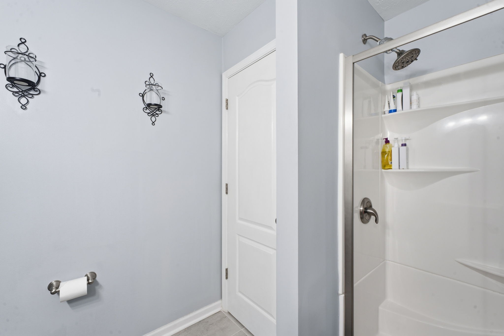 736 Clear Cir Property Photo 17
