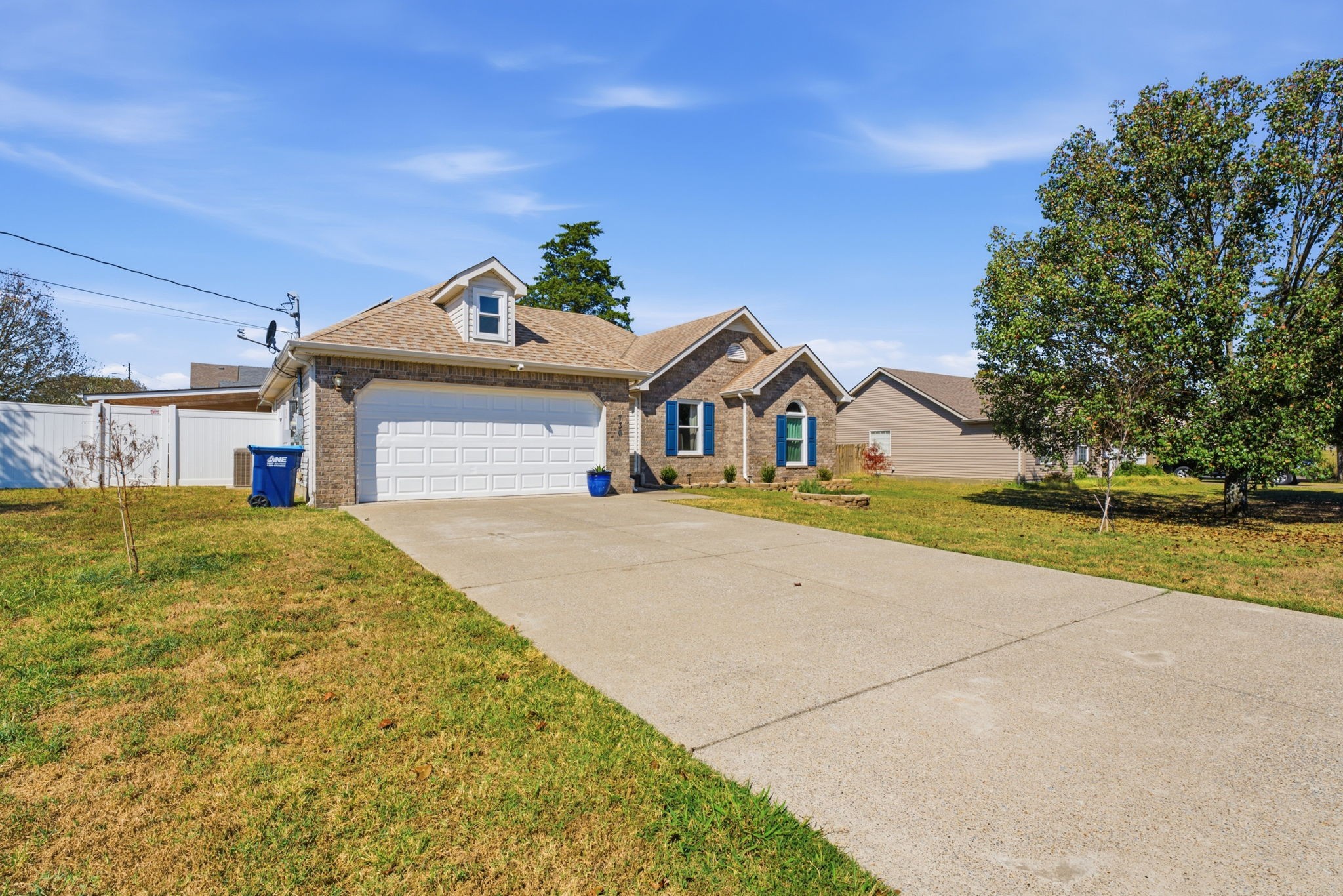 736 Clear Cir Property Photo 27