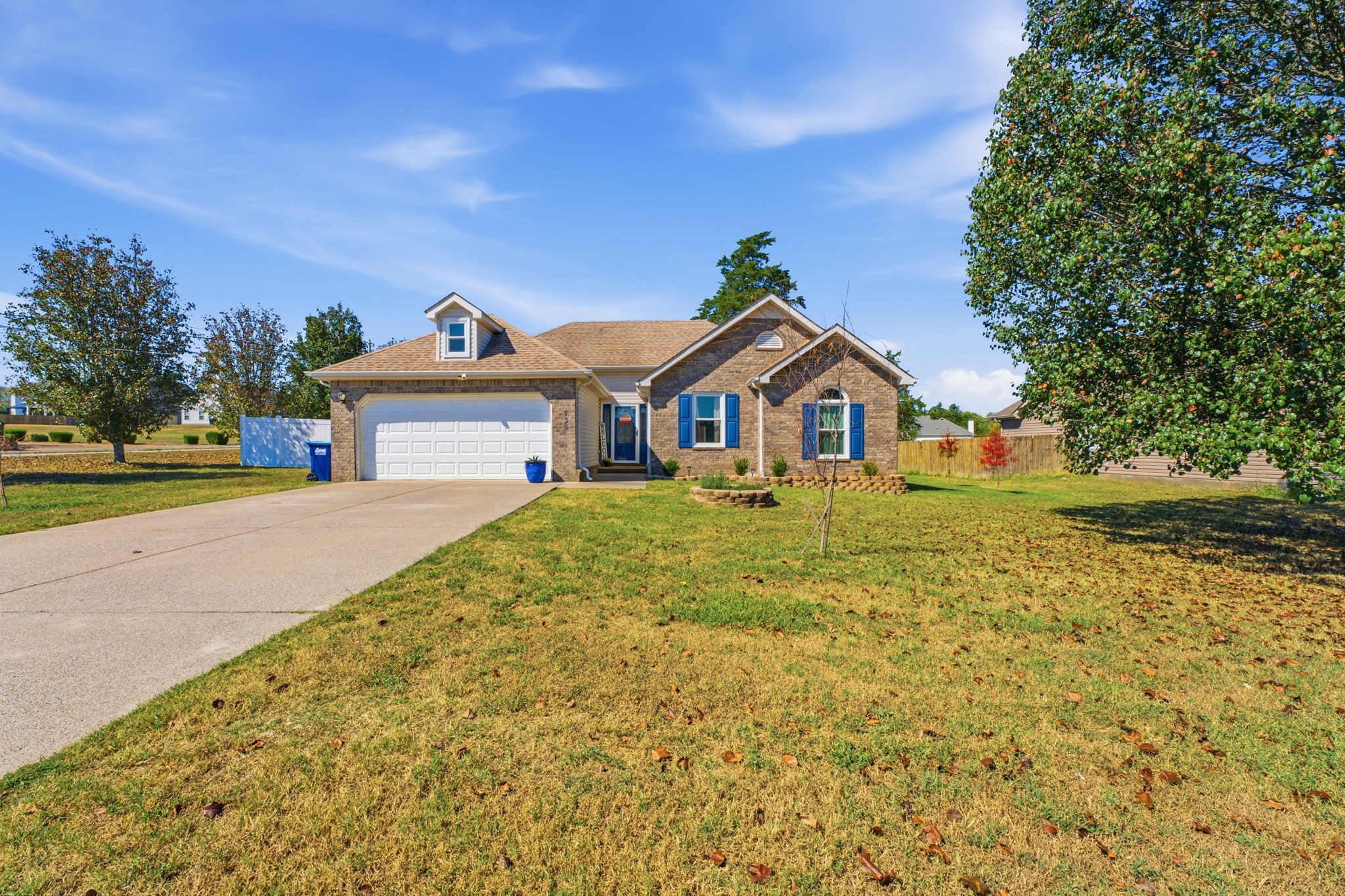 736 Clear Cir Property Photo 28