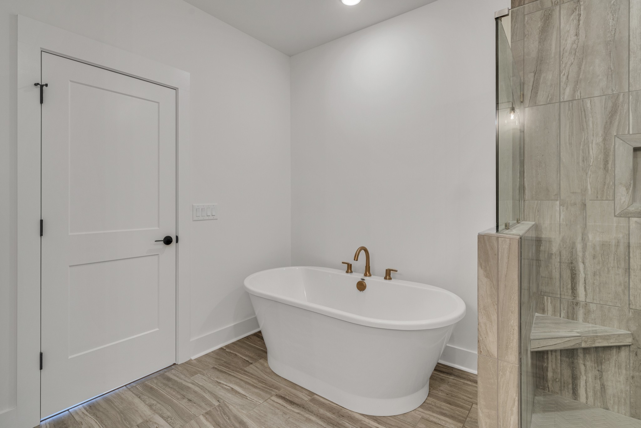 3384 Vinemont Drive Property Photo 14