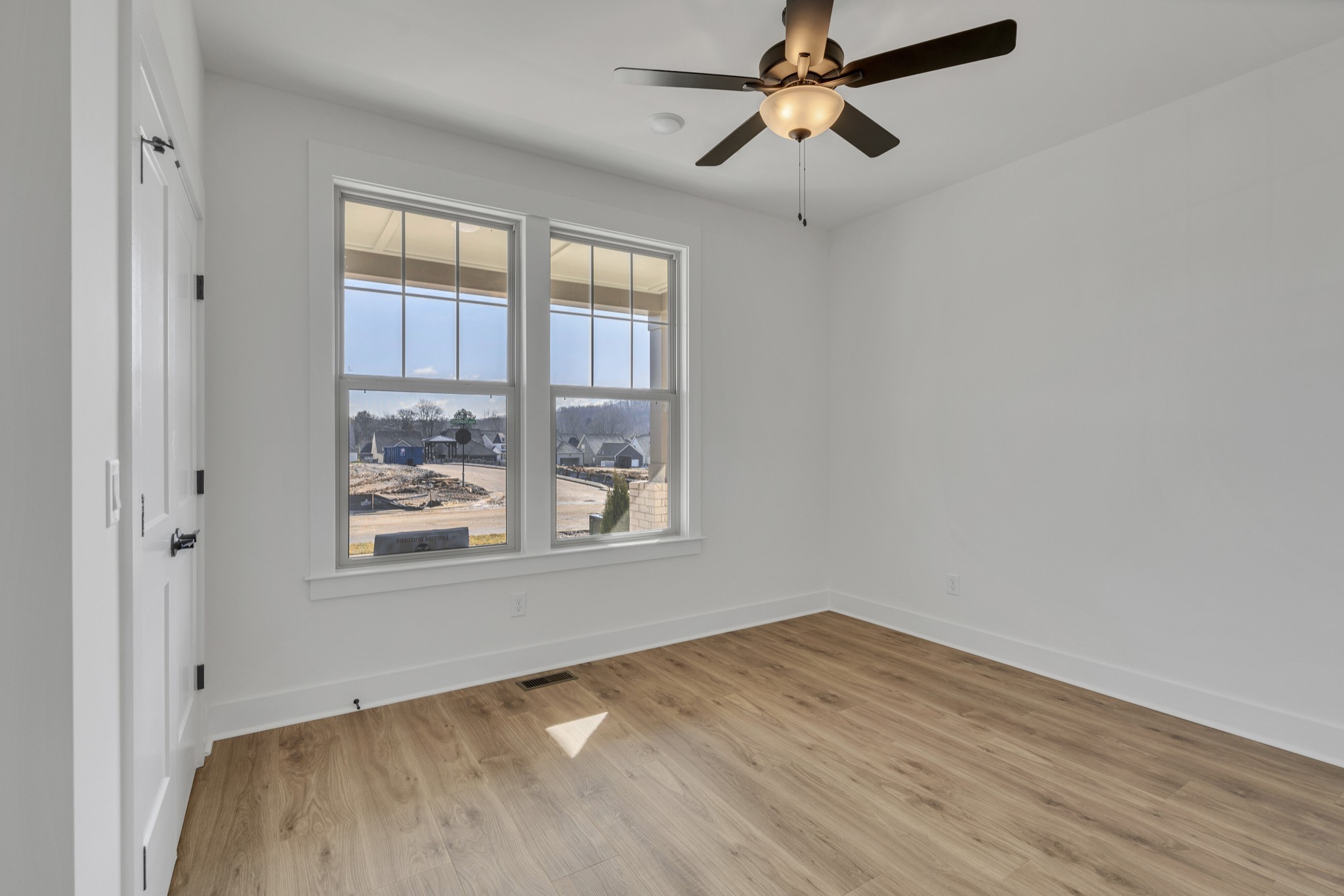 3384 Vinemont Drive Property Photo 19