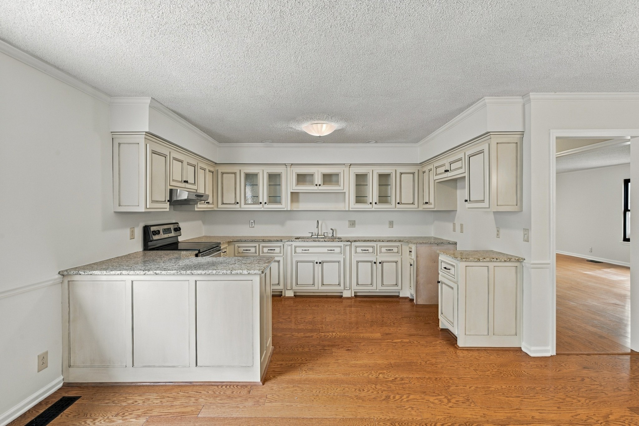 661 Dutchmans Dr Property Photo 10