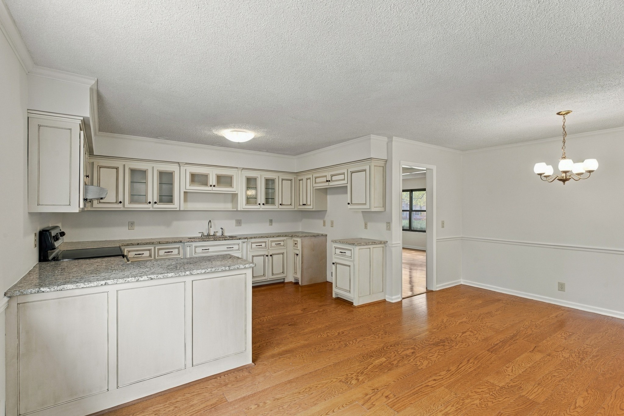 661 Dutchmans Dr Property Photo 11