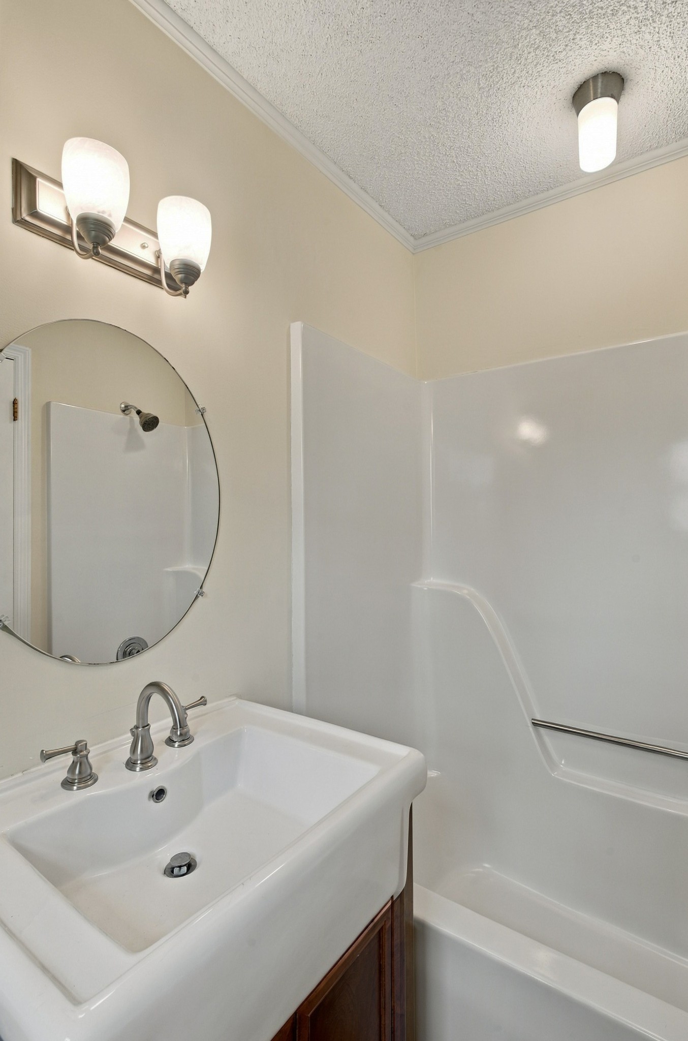 661 Dutchmans Dr Property Photo 22