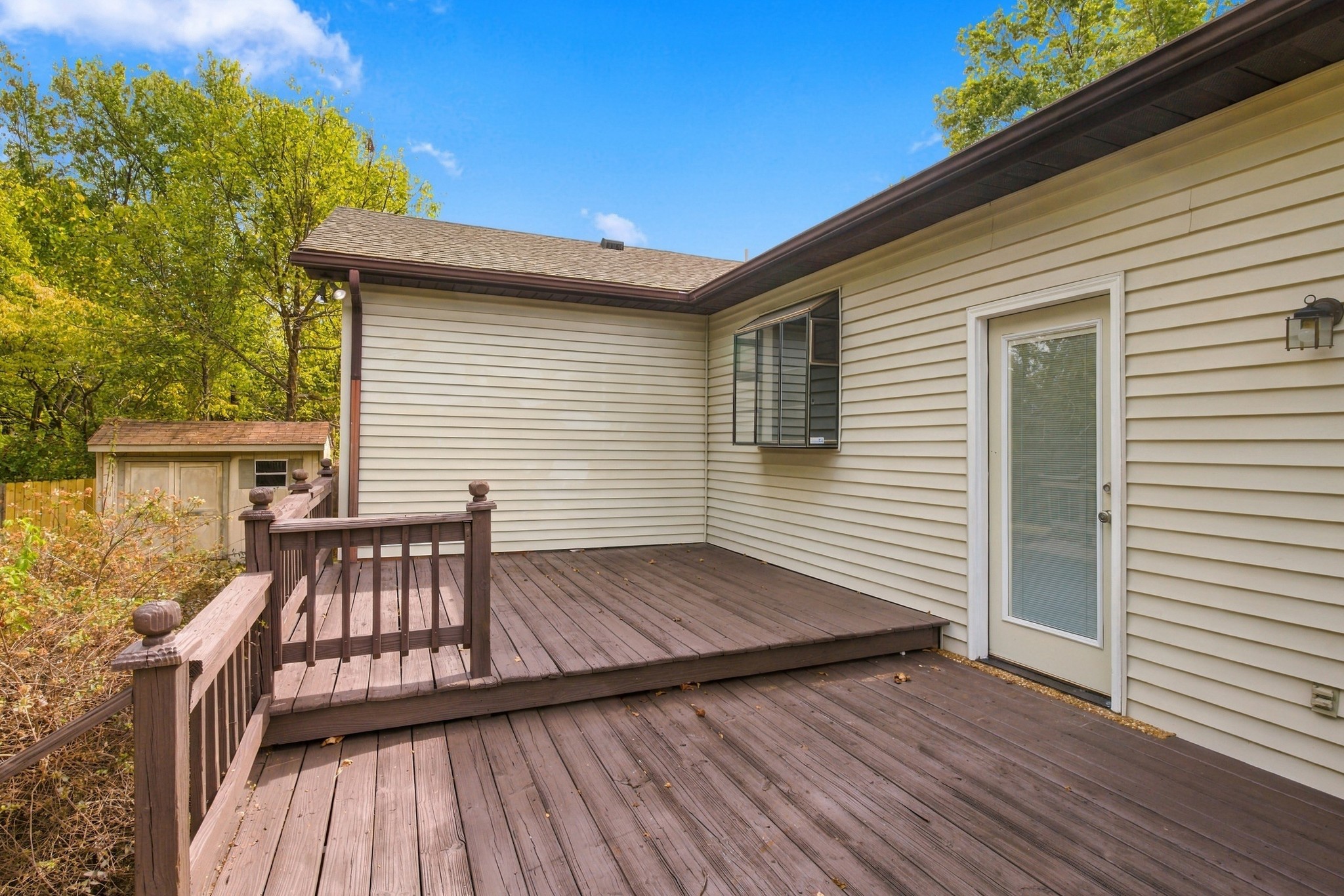 661 Dutchmans Dr Property Photo 29