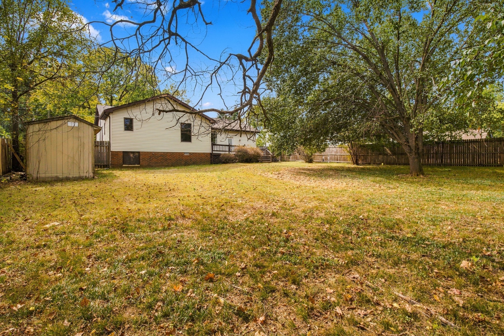 661 Dutchmans Dr Property Photo 32