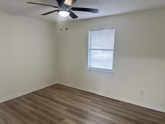149 Eastview Ave, Nw Property Photo 9