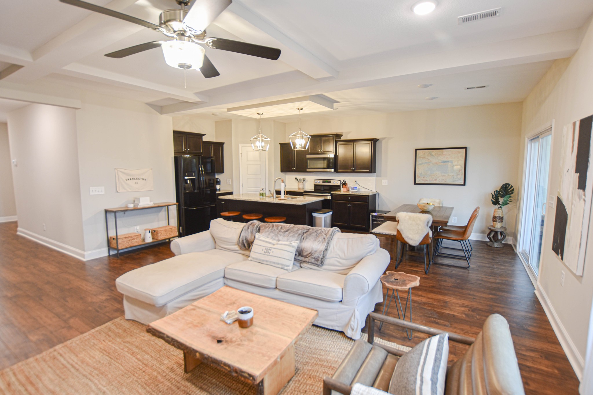 1146 Eagles Nest Lane Property Photo 4