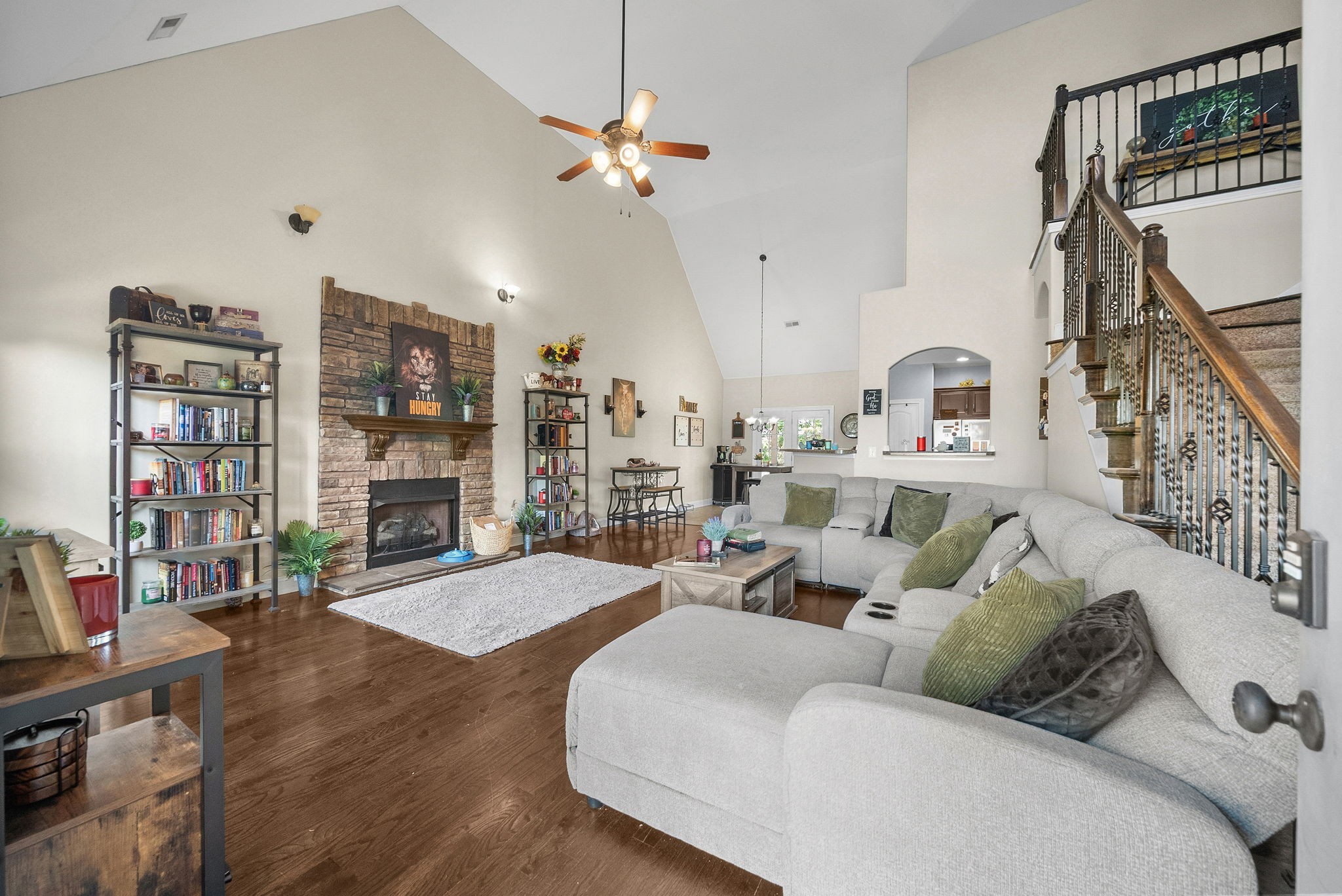 2445 Senseney Dr Property Photo 4